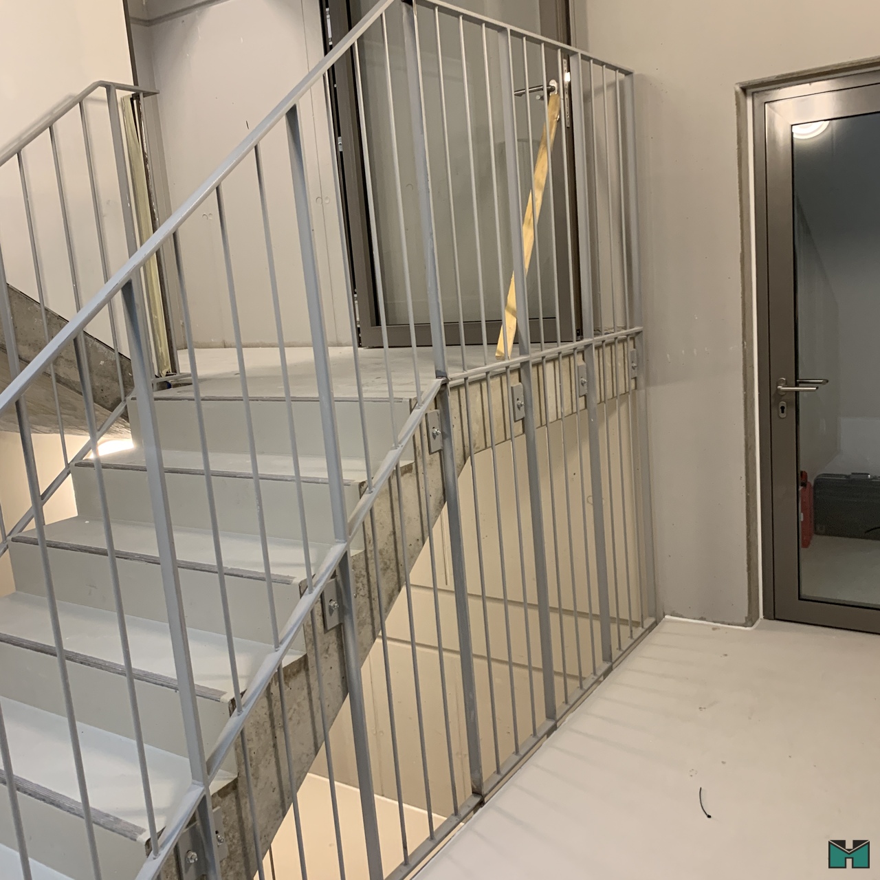 Geländer und Handläufe - 6398a52a-fc51-4511-904c-40403e7b27a0