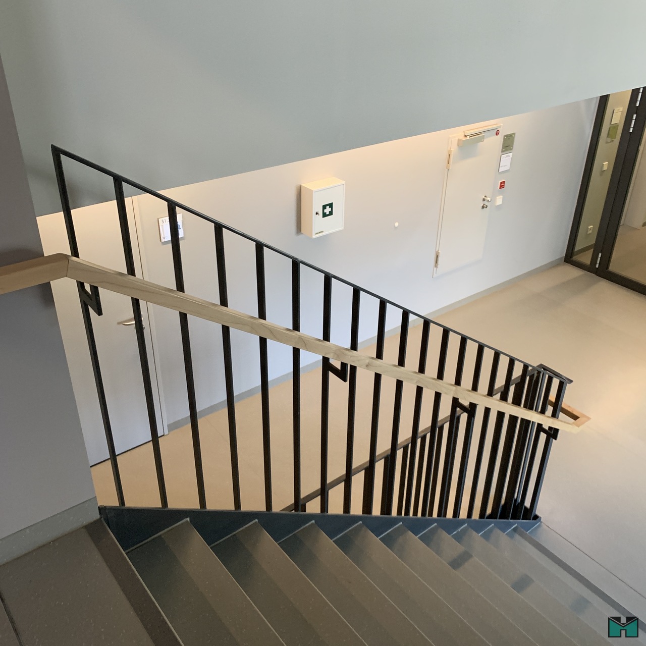 Geländer und Handläufe - cb1cac2e-d067-44ad-87fb-4fb6bdf8ee1e