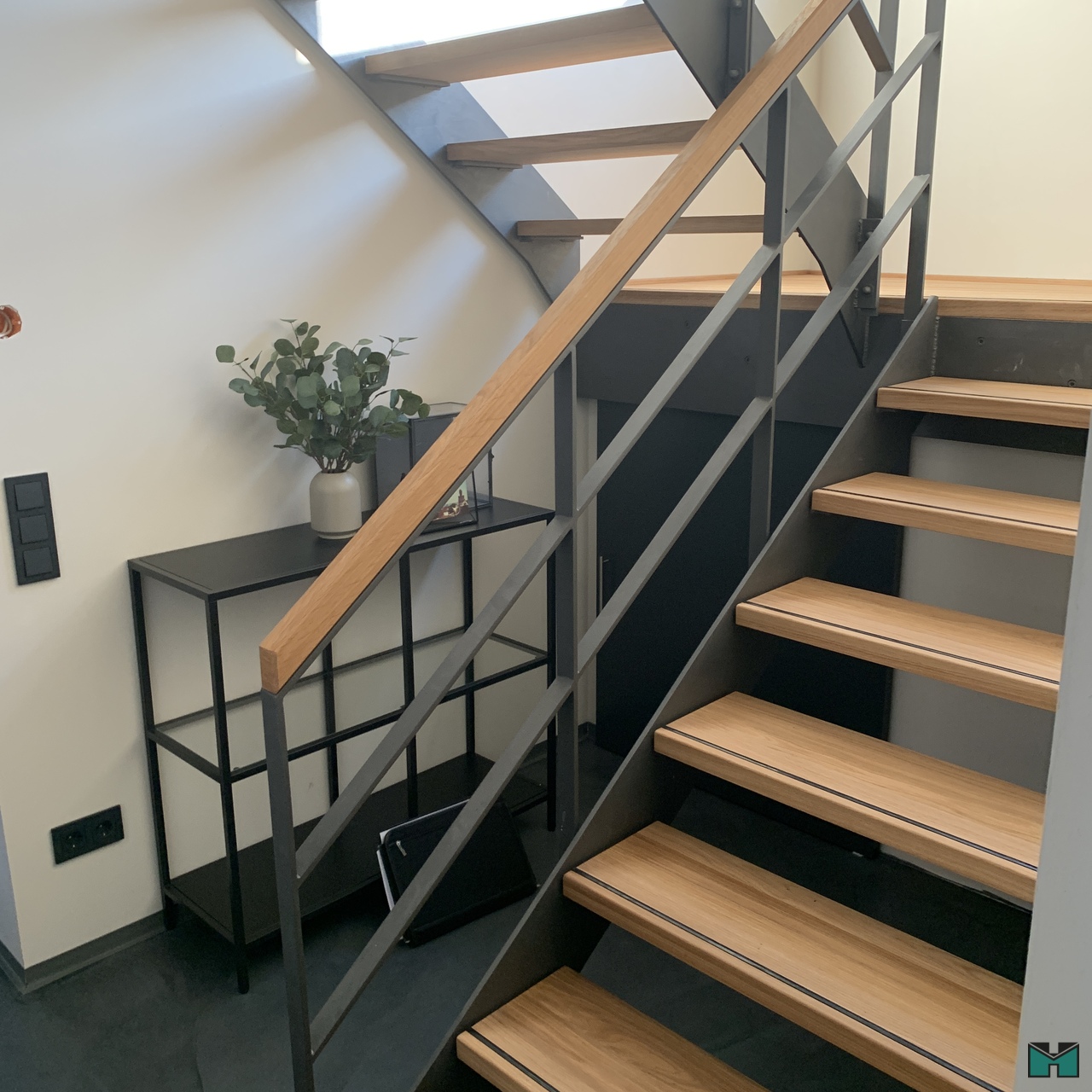 Treppenkonstruktionen - 93620656-2f54-4a82-86fc-d1ee8d3b9d44